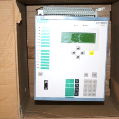 SIEMENS 7UM6211-5BA02-0FA0/EE GENERATOR PROTECTION