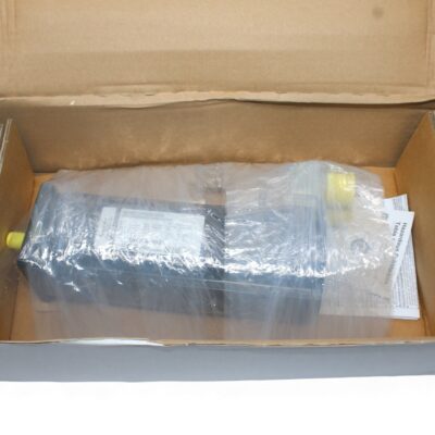 SCHNEIDER SH30702S0001098 SERVO MOTOR