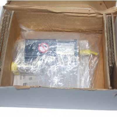 SCHNEIDER SH30401P07F2100 SERVO MOTOR