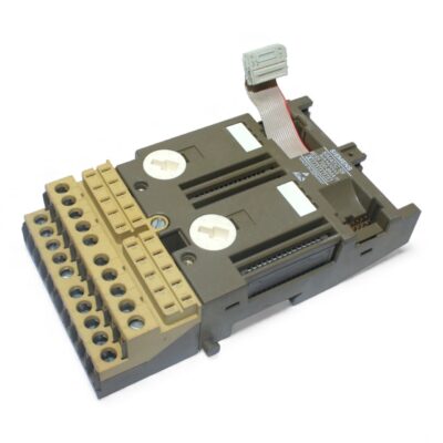 SIEMENS 6ES5 700-8MA11 BUS MODULE