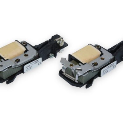 SIEMENS 3VF9121-3CE40 UNDER VOLTAGE RELAY