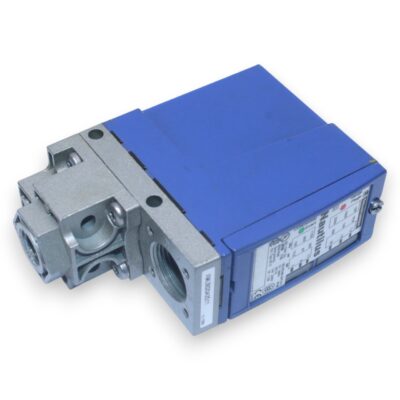 TELEMECANIQUE XMLB020A2S11 PRESSURE SWITCH