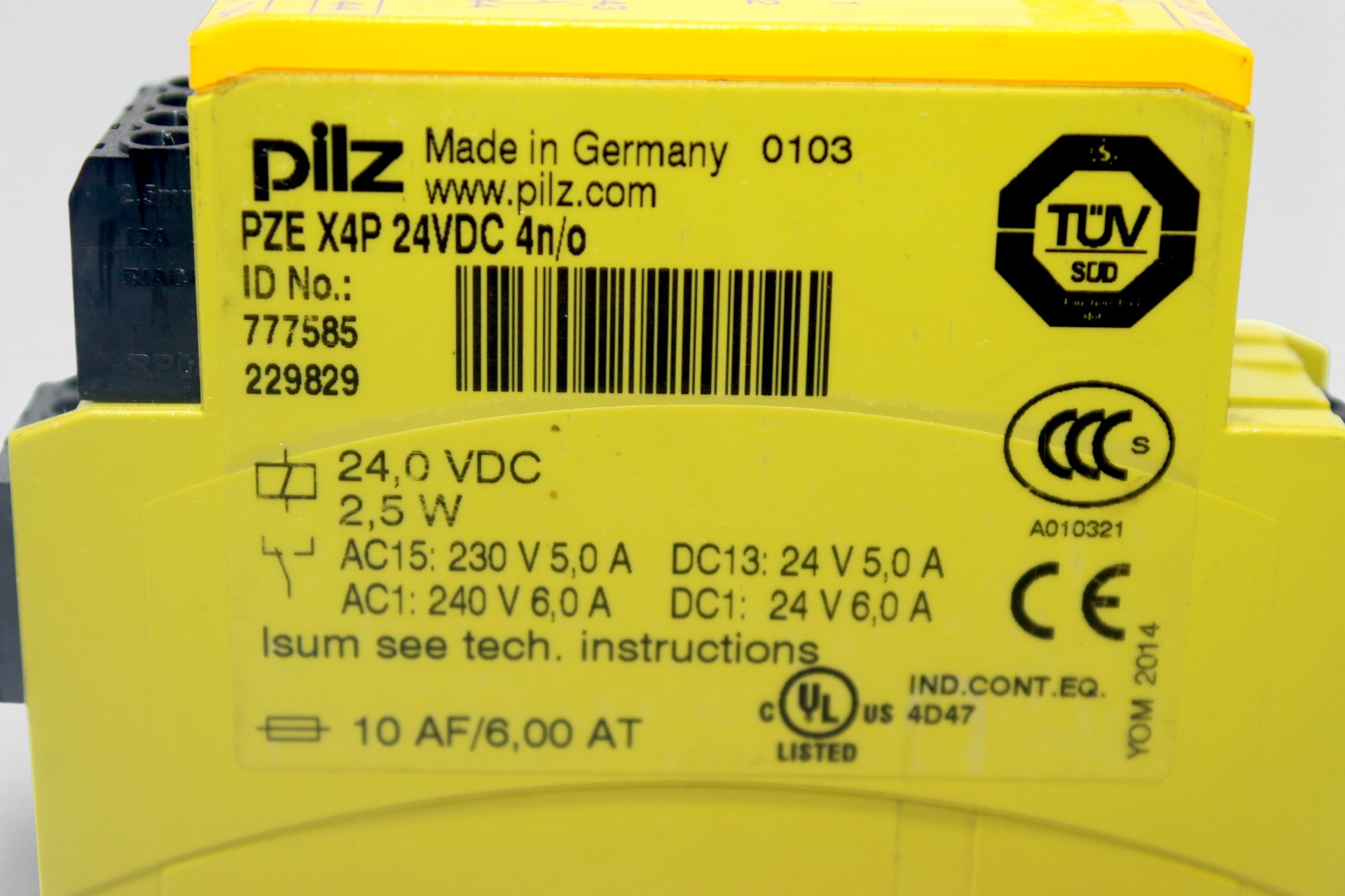 Pilz PZE X4P 24VDC 4n/o Safety Relay 777585 - Image 2