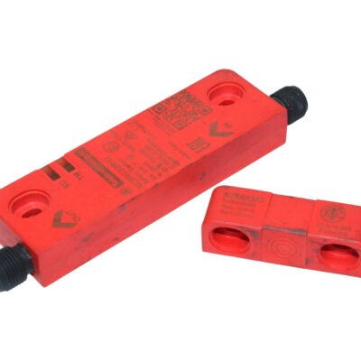 TELEMECANIQUE XCSRC32M12 SAFETY SWITCH