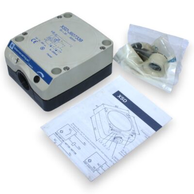 TELEMECANIQUE XSD J607339 INDUCTIVE PROXIMITY SENSOR