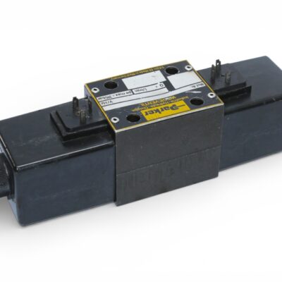PARKER D3W-3-C-JJ-23 DIRECTIONAL CONTROL VALVE