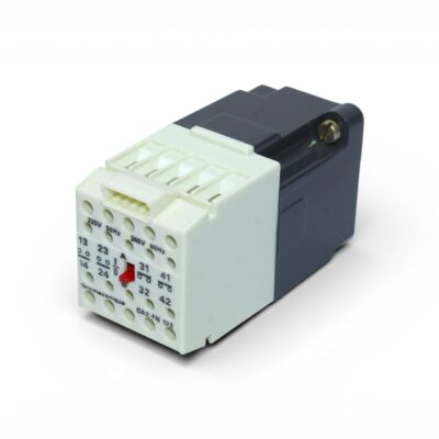 TELEMECANIQUE CA2-FN 122 CONTROL RELAY