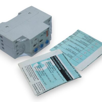 MERLIN GERIN 21182 VOLTAGE CONTROL RELAY RCU 230VAC
