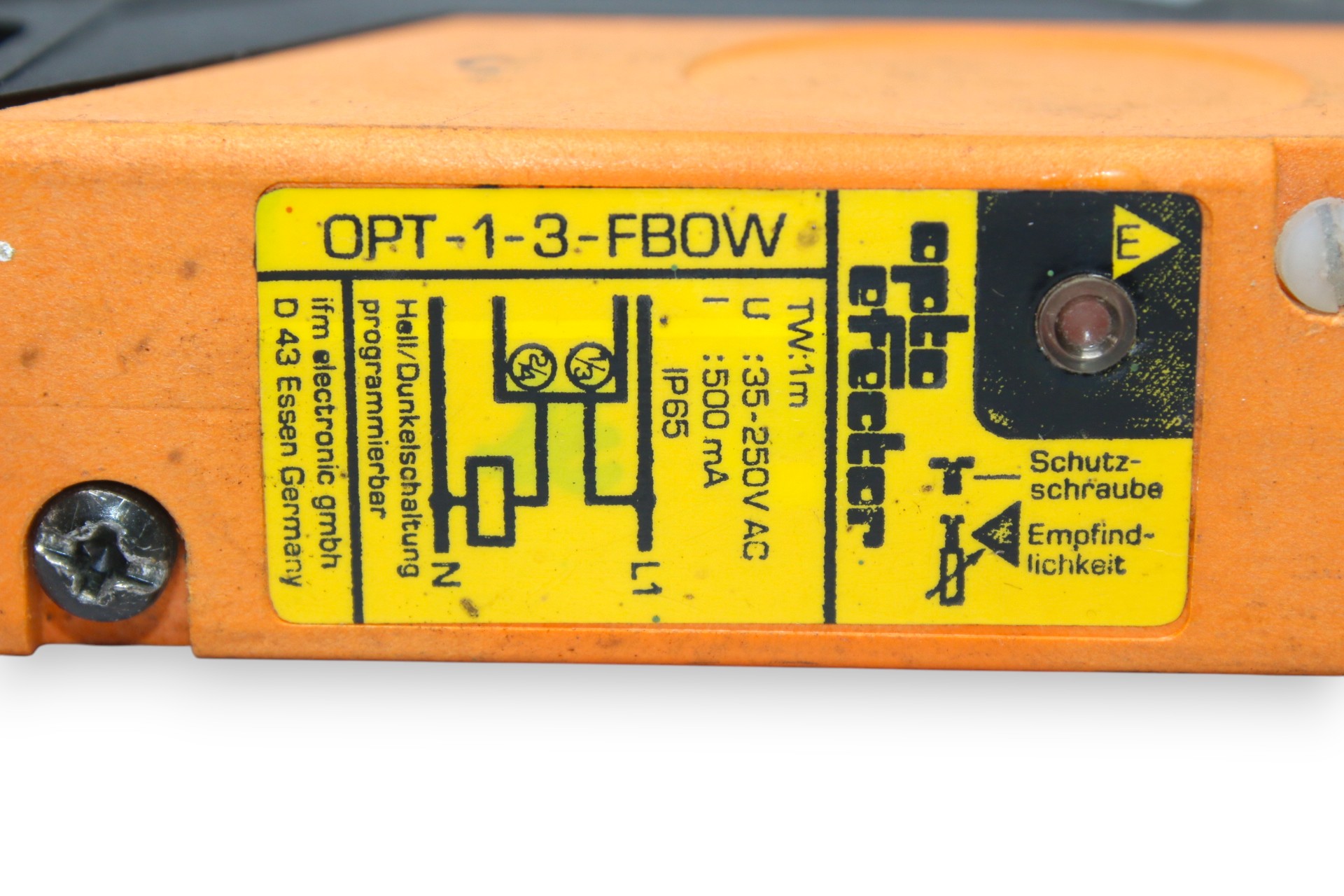 IFM OPT-1-3-FBOW Photoelectric Sensor - Image 2