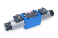 REXROTH R900972658 PROPORTIONAL DIRECTIONAL VALVE 4WRAP 6 W7-07-30=G24K4/M=00