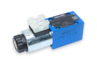 REXROTH R900561274 SOLENOID OPERATED DIRECTIONAL VALVE 4WE 6 D62/EG24N9K4