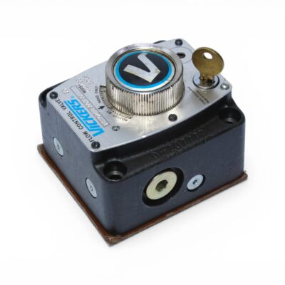 VICKERS FG 02 1500 50 FLOW CONTROL VALVE
