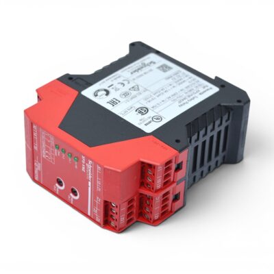 SCHNEIDER XPSVNE3442P SAFETY RELAY