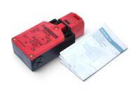 TELEMECANIQUE XCS-TA792 SAFETY SWITCH