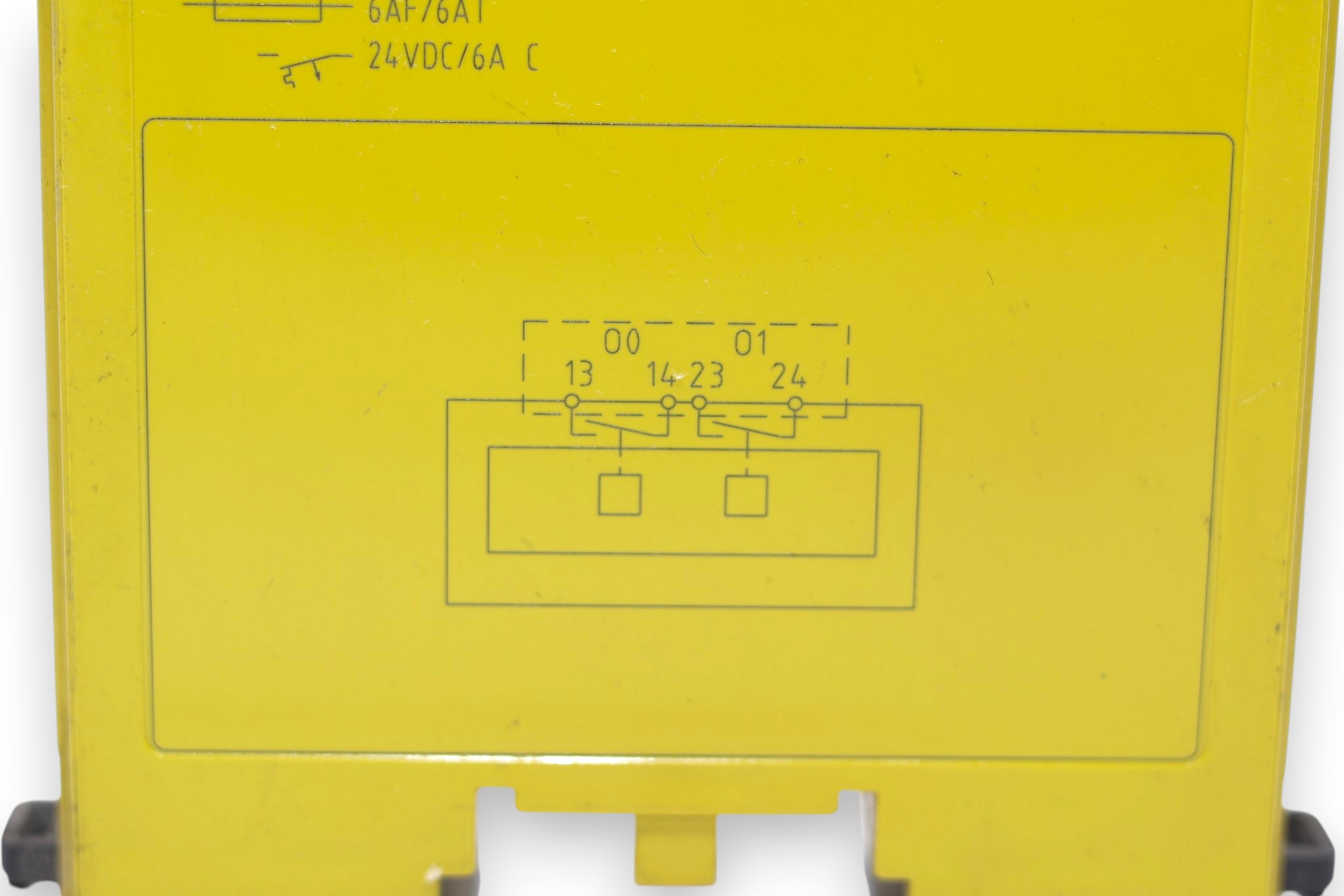 PILZ PNOZ mo2p EXPANSION MODULE 773520 - Image 3