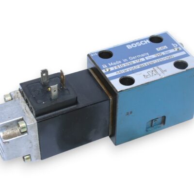 BOSCH 0 810 090 136 DIRECTIONAL CONTROL VALVE 081WV06P1N112WS220/50A0