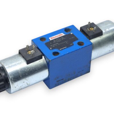 REXROTH R900589988 DIRECTIONAL CONTROL VALVE 4WE 10 J33/CG24N9K4