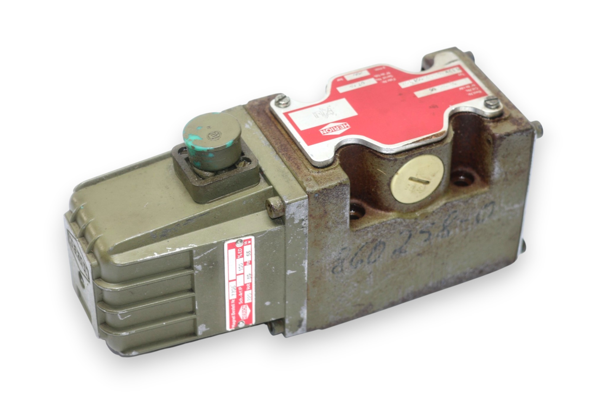 HERION S 10 W 10 G 039 0013 0V DIRECTIONAL CONTROL VALVE