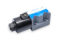 TOKYO KEIKI DG4V-5-2B-M-U7L-H-7-100 DIRECTIONAL CONTROL VALVE