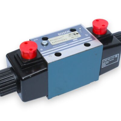 BOSCH 0 810 001 735 DIRECTIONAL CONTROL VALVE 081WV10P1V1004WS220/50-230/60D0