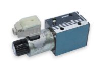 BOSCH 0 810 001 408 DIRECTIONAL CONTROL VALVE 081WV10P1N112WS024/00D0