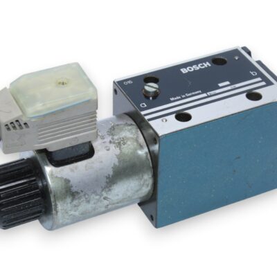 BOSCH 0 810 001 408 DIRECTIONAL CONTROL VALVE 081WV10P1N112WS024/00D0