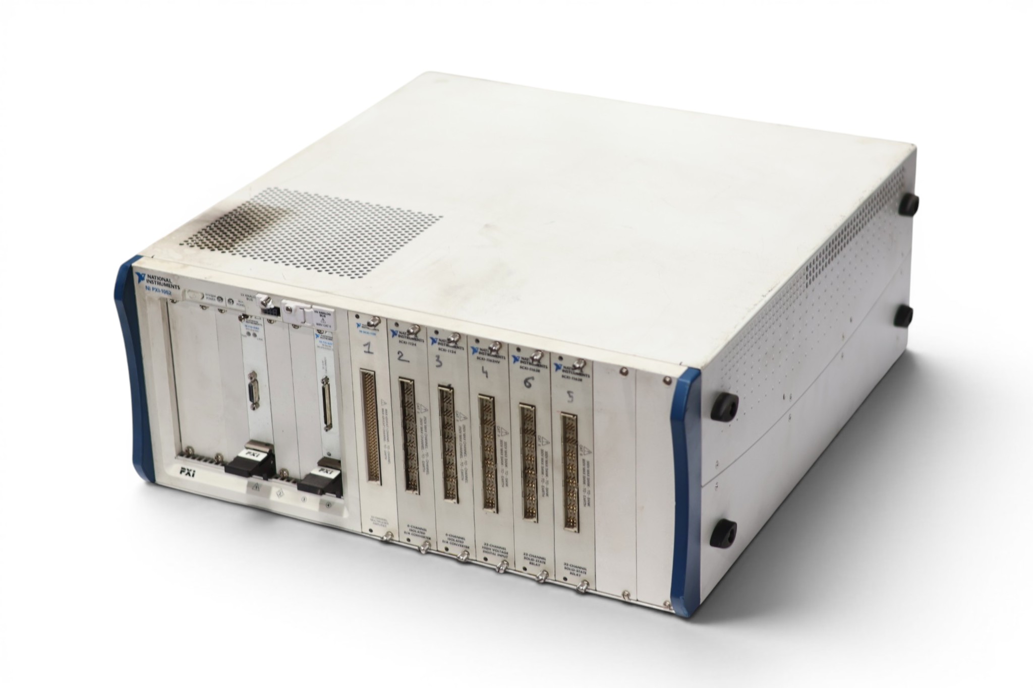 NATIONAL INSTRUMENTS PXI-1052 PXI CHASSIS