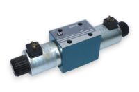 BOSCH 0 810 001 793 DIRECTIONAL CONTROL VALVE 081WV10P1V1026WS024/00D0
