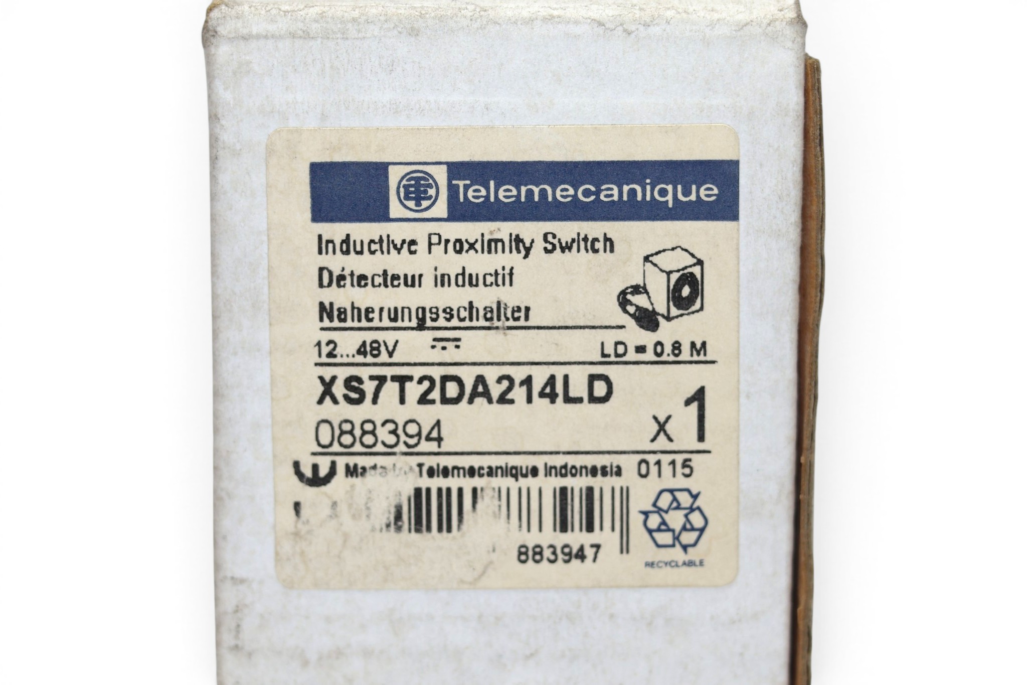 TELEMECANIQUE XS7T2DA214LD INDUCTIVE SENSOR - Image 2