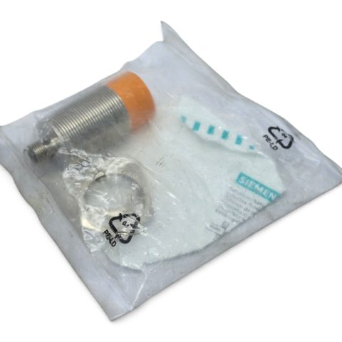 SIEMENS 3RG4024-3JB00 INDUCTIVE SENSOR