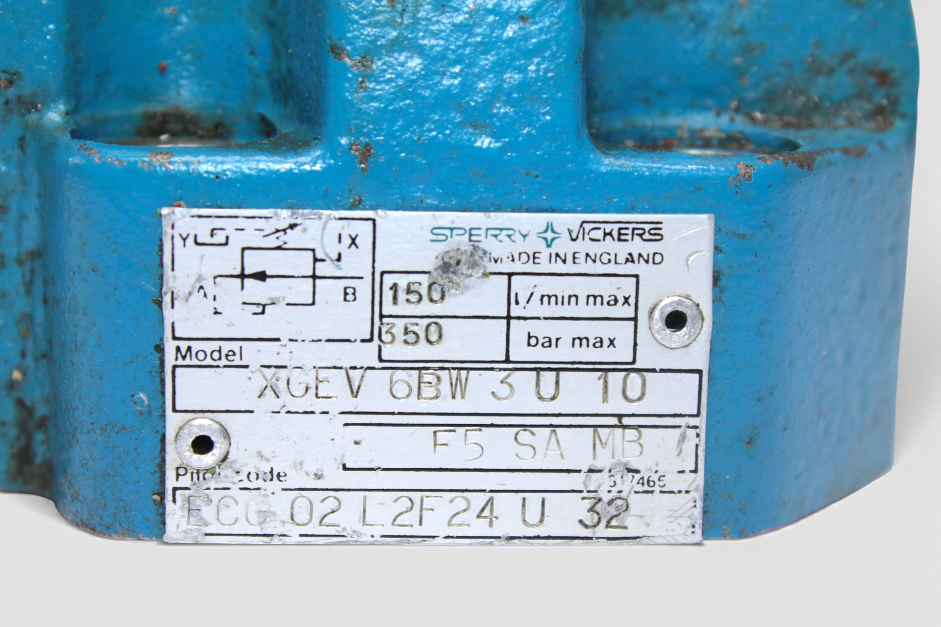 VICKERS XGEV 6BM 3 U 10 PRESSURE RELIEF VALVE ECG 02 L2F24 U 32 - Image 2