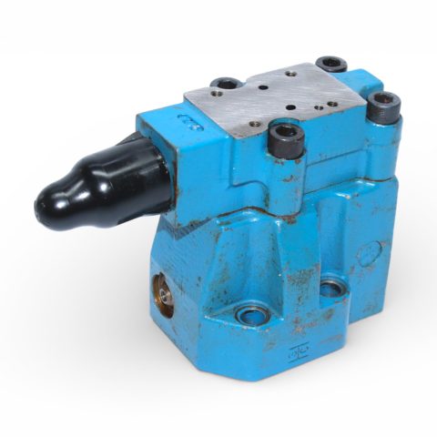 VICKERS XGEV 6BM 3 U 10 PRESSURE RELIEF VALVE ECG 02 L2F24 U 32