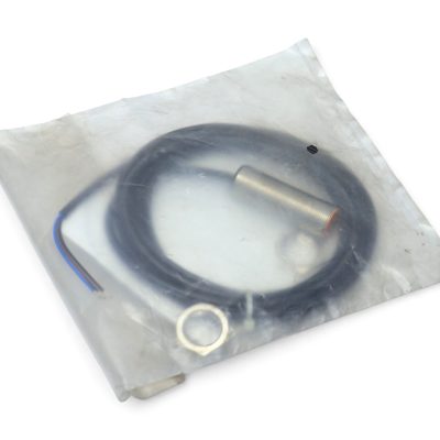SIEMENS 3RG4013-0AA00 INDUCTIVE PROXIMITY SWITCH
