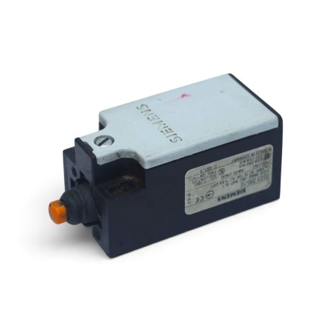 SIEMENS 3SE3200-1E LIMIT SWITCH