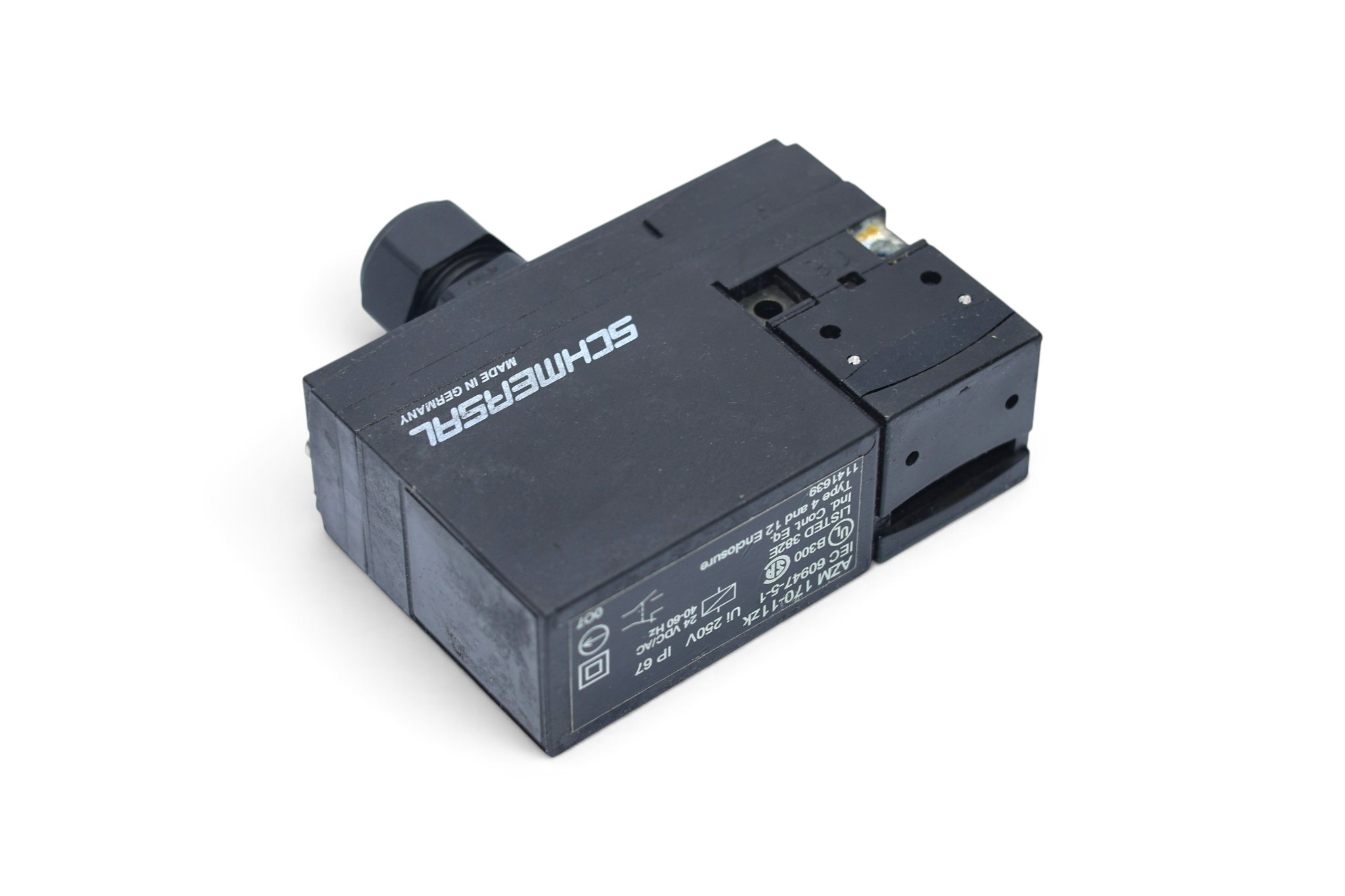 SCHMERSAL AZM 170-11ZK SOLENOID INTERLOCK 101141639 - Image 4