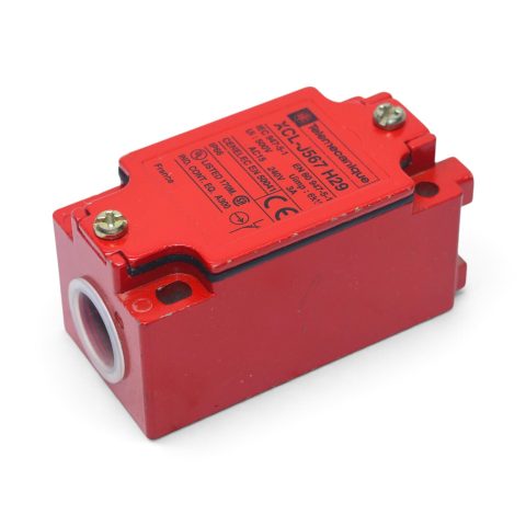 TELEMECANIQUE XCL-J567 H29 LIMIT SWITCH BODY