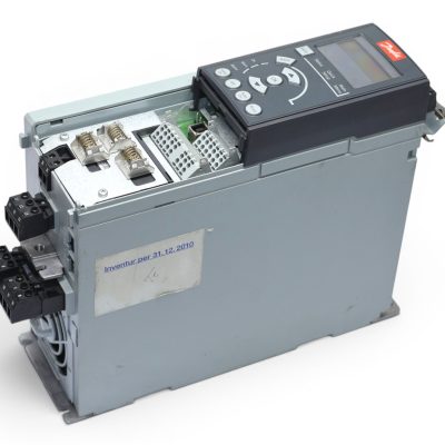 DANFOSS 131B1549 FREQUENCY CONVERTER FC-301PK75T4E20H1XNXXXXSXXXXA0BXCXXXXD0 (0.75 KW / 1.0 HP)