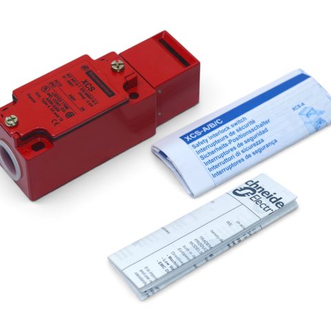 TELEMECANIQUE XCS-A701 SAFETY SWITCH