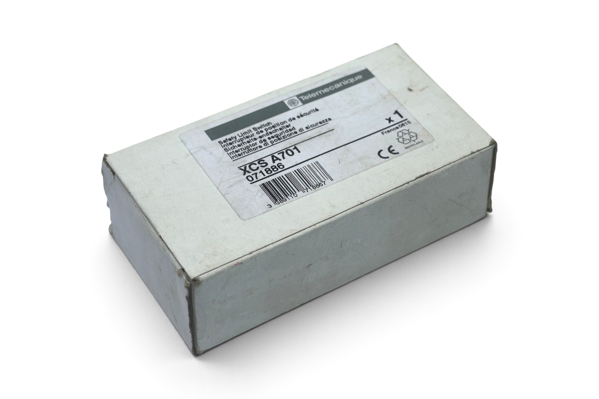 TELEMECANIQUE XCS-A701 SAFETY SWITCH - Image 8