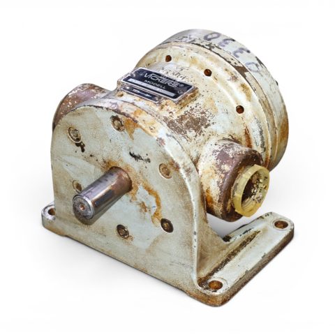 VICKERS V 124 20 DISPLACEMENT VANE PUMP