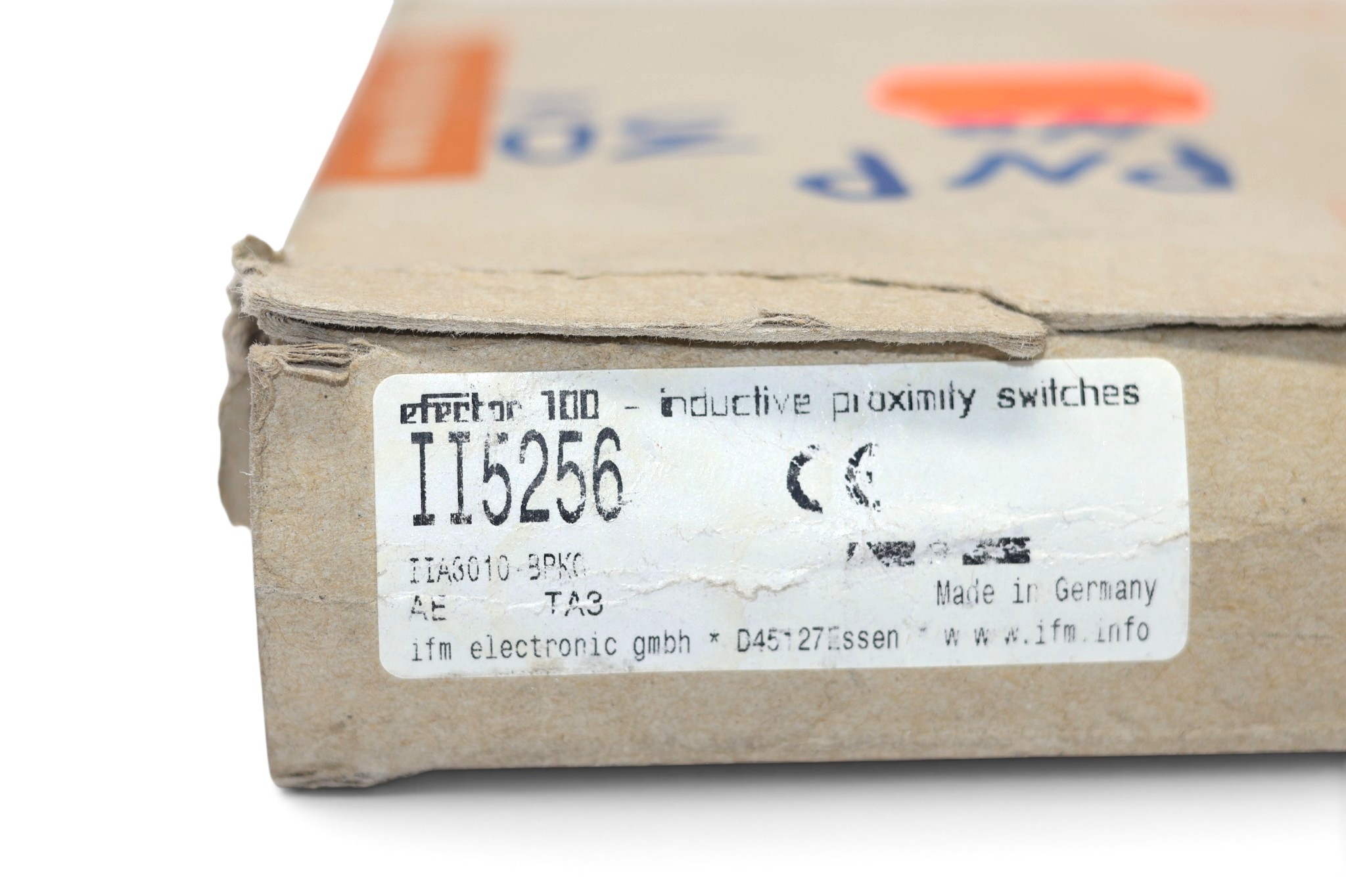 IFM II5256 INDUCTIVE SENSOR IIA3010-BPKG - Image 2