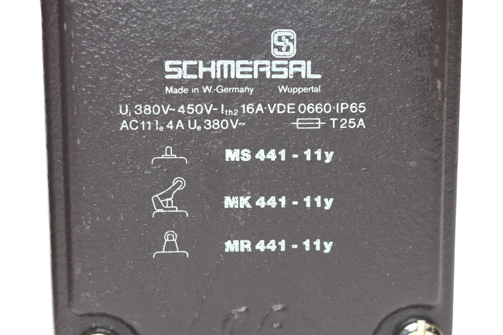 SCHMERSAL MR 441-11y LIMIT SWITCH - Image 3