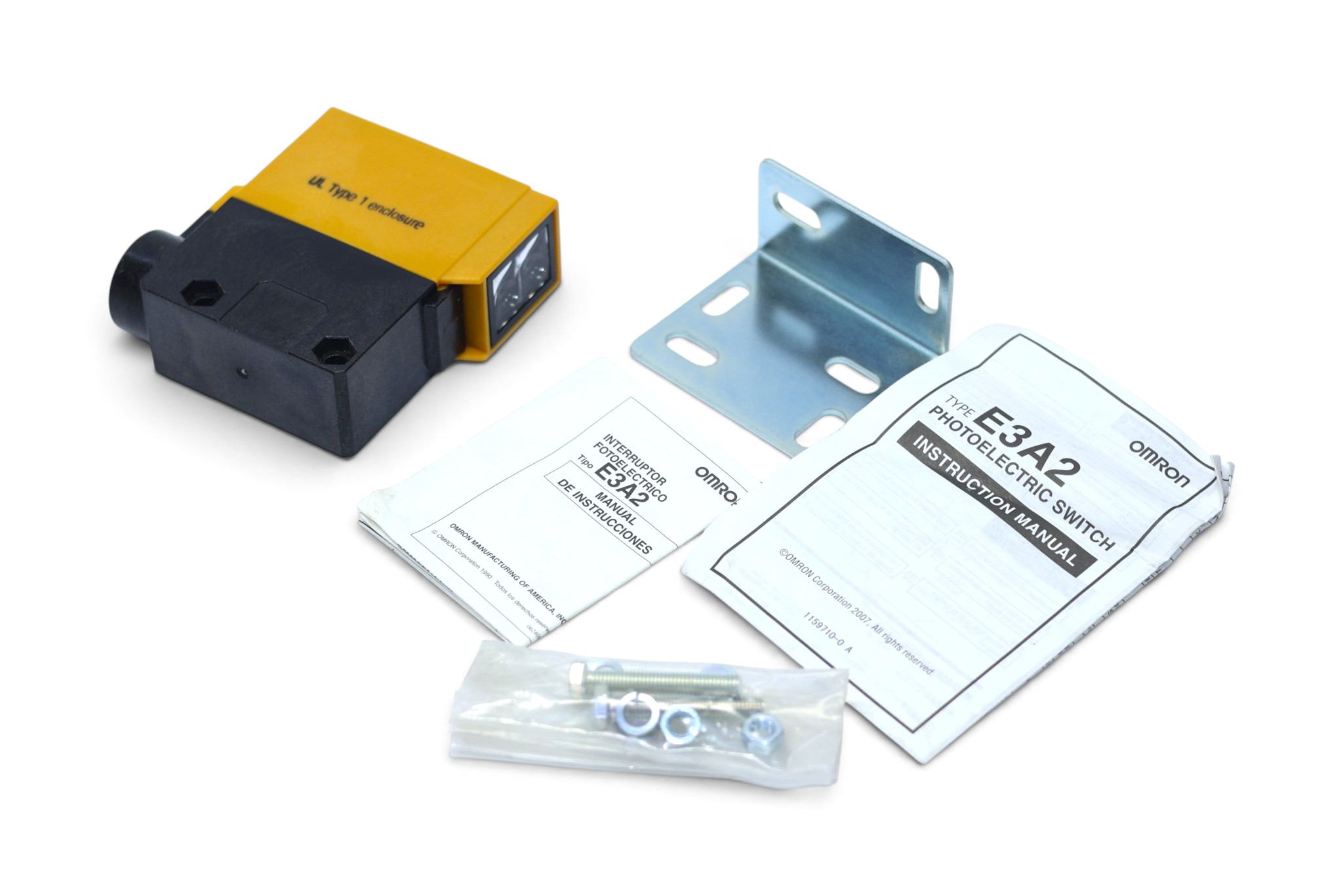 OMRON E3A2-R3M4T PHOTOELECTRIC SWITCH