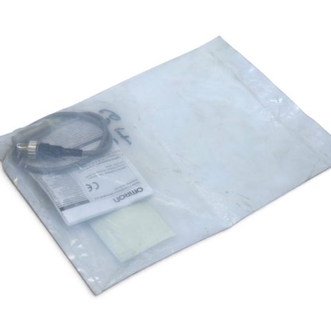 OMRON E2E-X8MD1-M1GJ INDUCTIVE PROXIMITY SENSOR