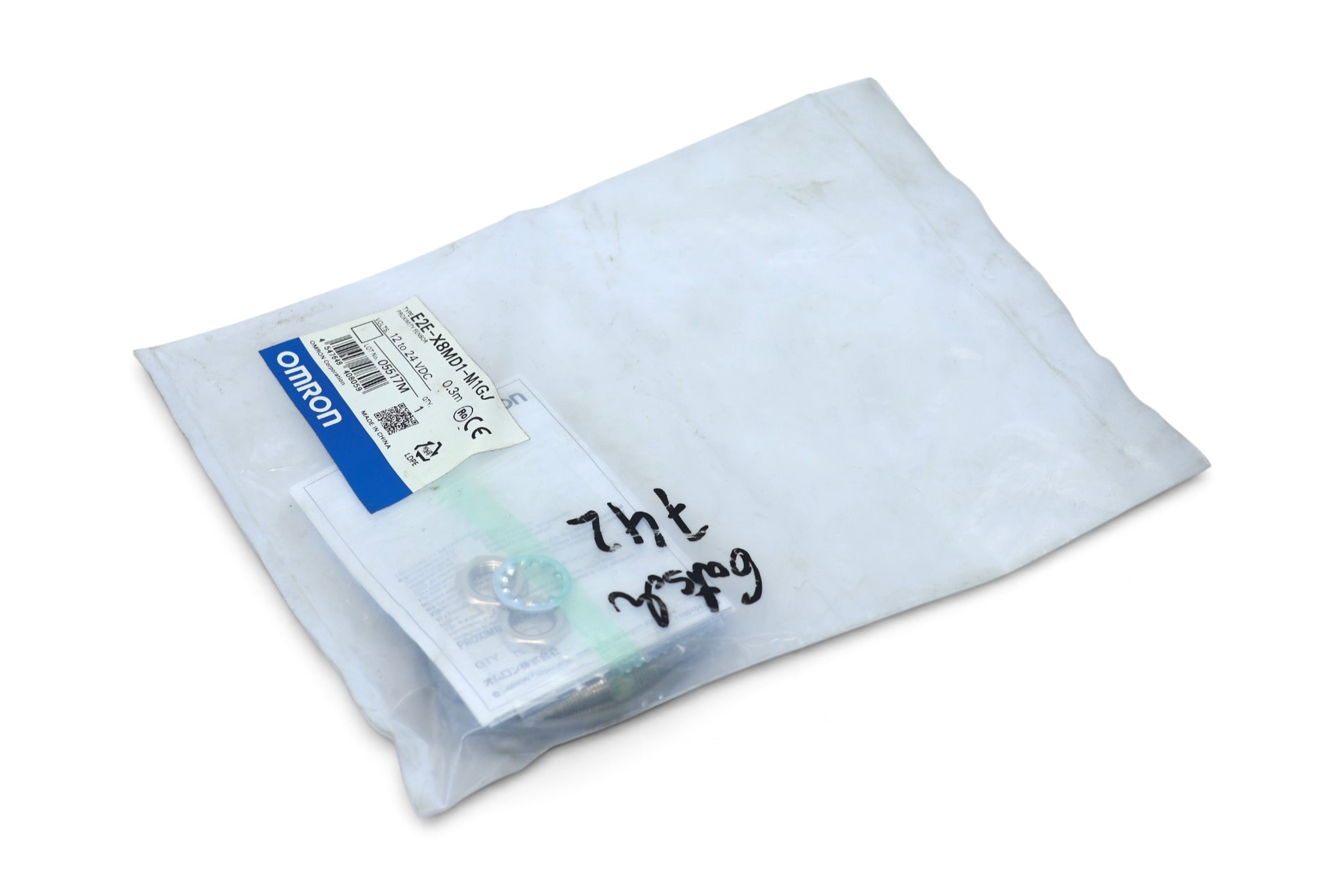OMRON E2E-X8MD1-M1GJ INDUCTIVE PROXIMITY SENSOR - Image 3