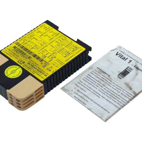 JOKAB SAFETY 2TLJ020052R1000 SAFETY CONTROLLER VITAL 1 (24 VDC)