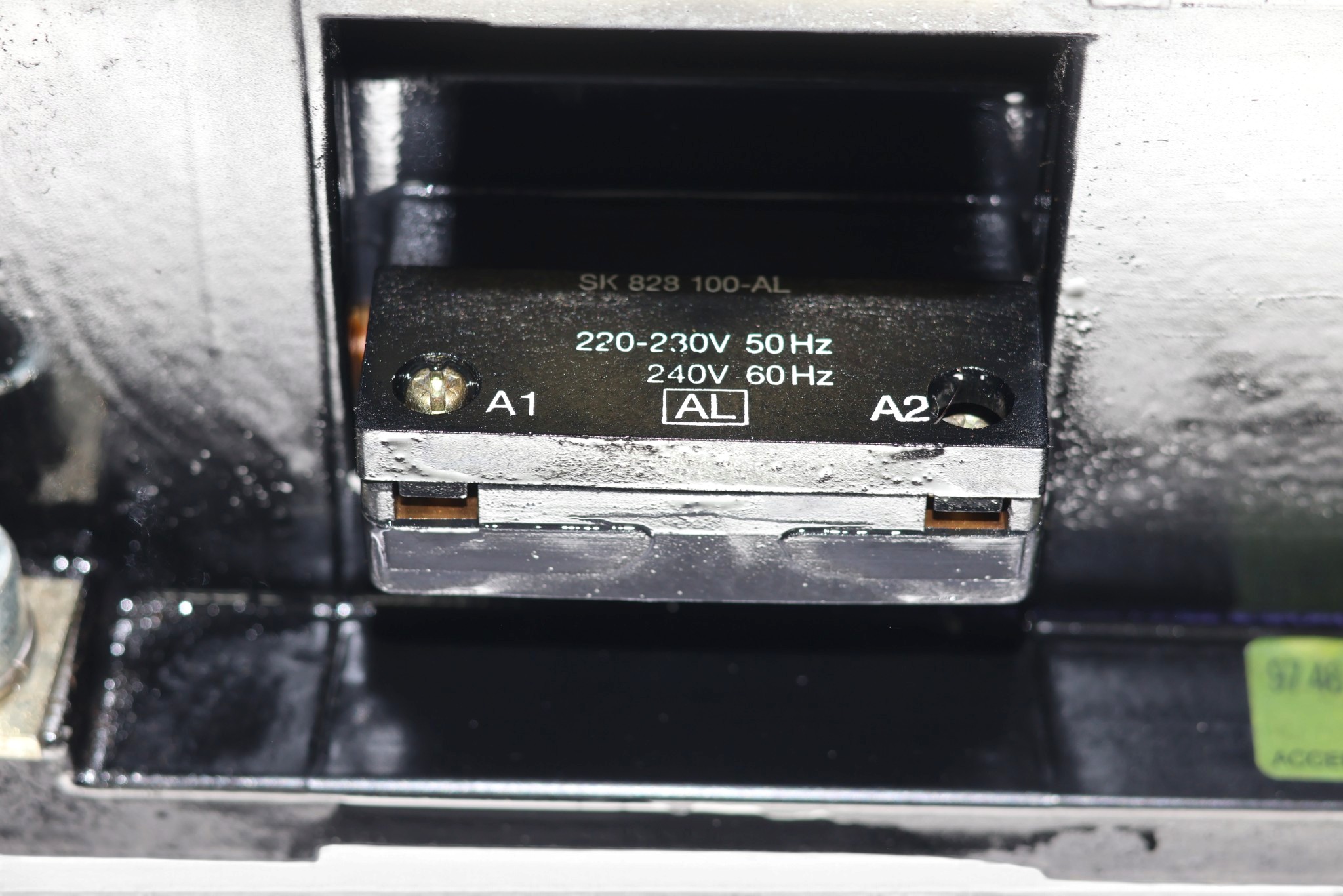 ABB EH700 MAGNETIC CONTACTOR 220V (370 Kw) - Image 4