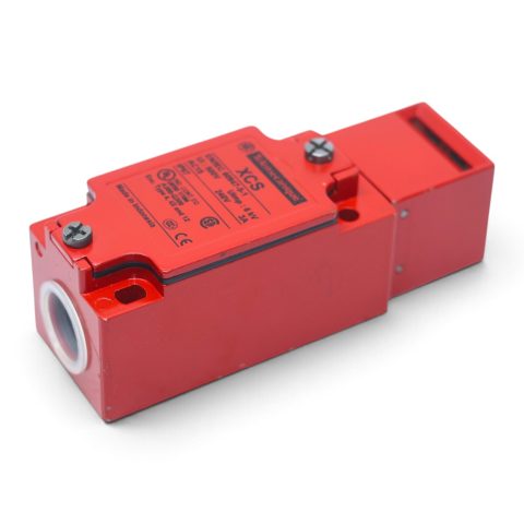 TELEMECANIQUE XCS-A701 SAFETY SWITCH