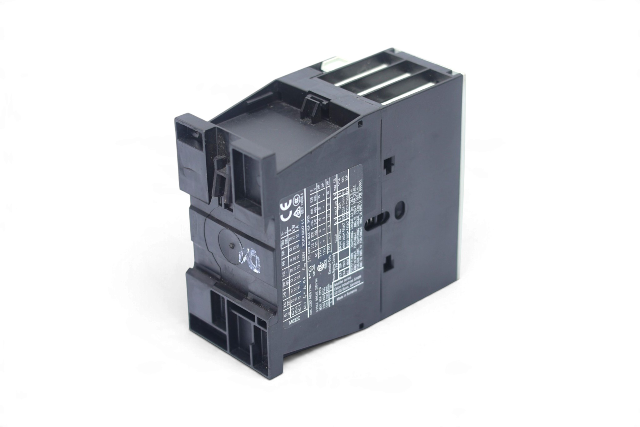 EATON XTCE032C01 CONTACTOR (24 V) - Image 4