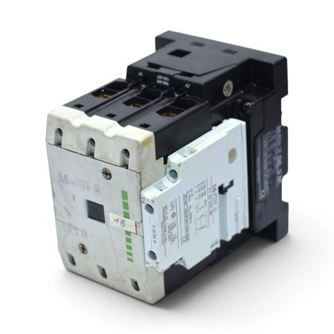 MOELLER DIL 3M CONTACTOR (220 V)